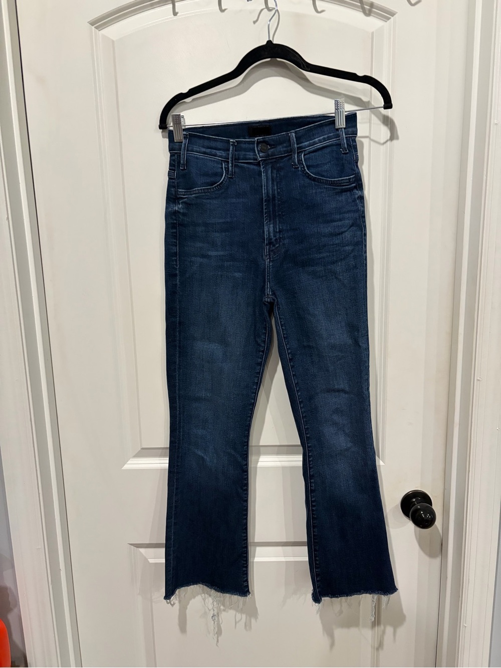 MOTHER Dark Blue High-Rise Hustle Cropped Jeans with ankle fray